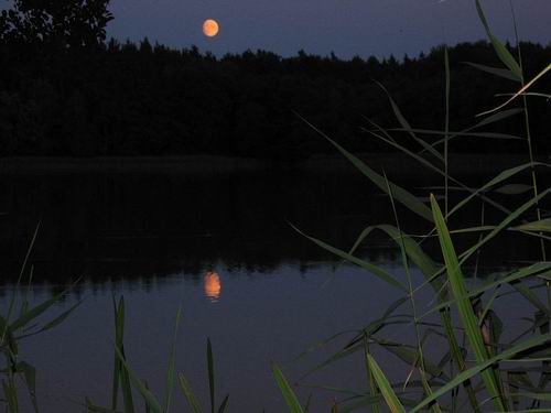 Mondnacht am Hellsee